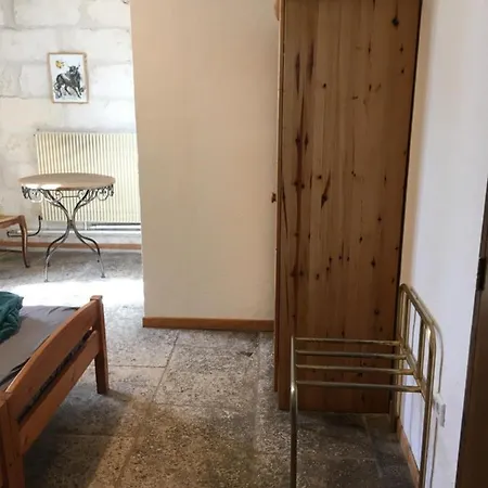 Hotel Blanc Saint-Gilles (Gard)